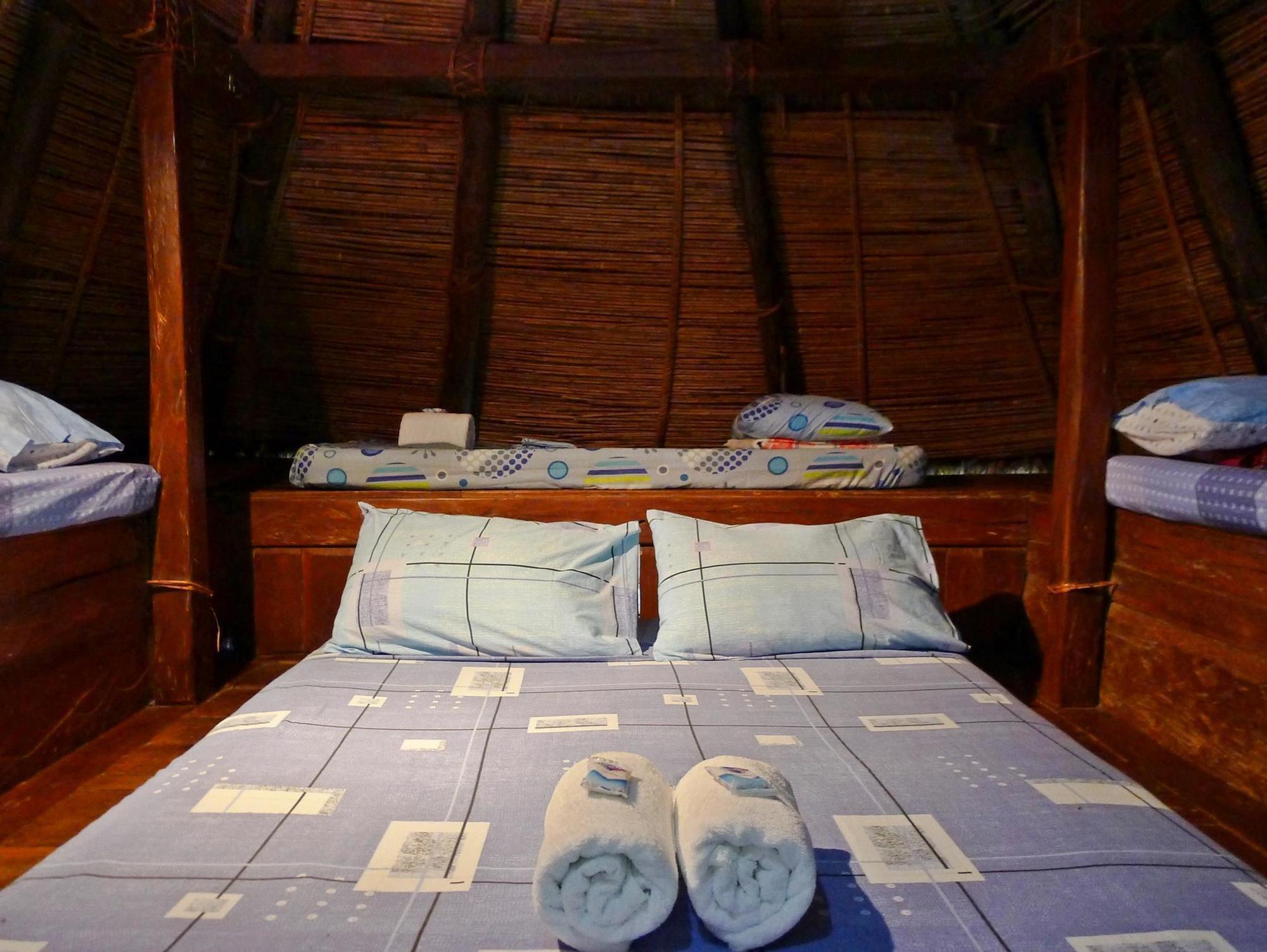 Native Village Inn Банауе Екстериор снимка
