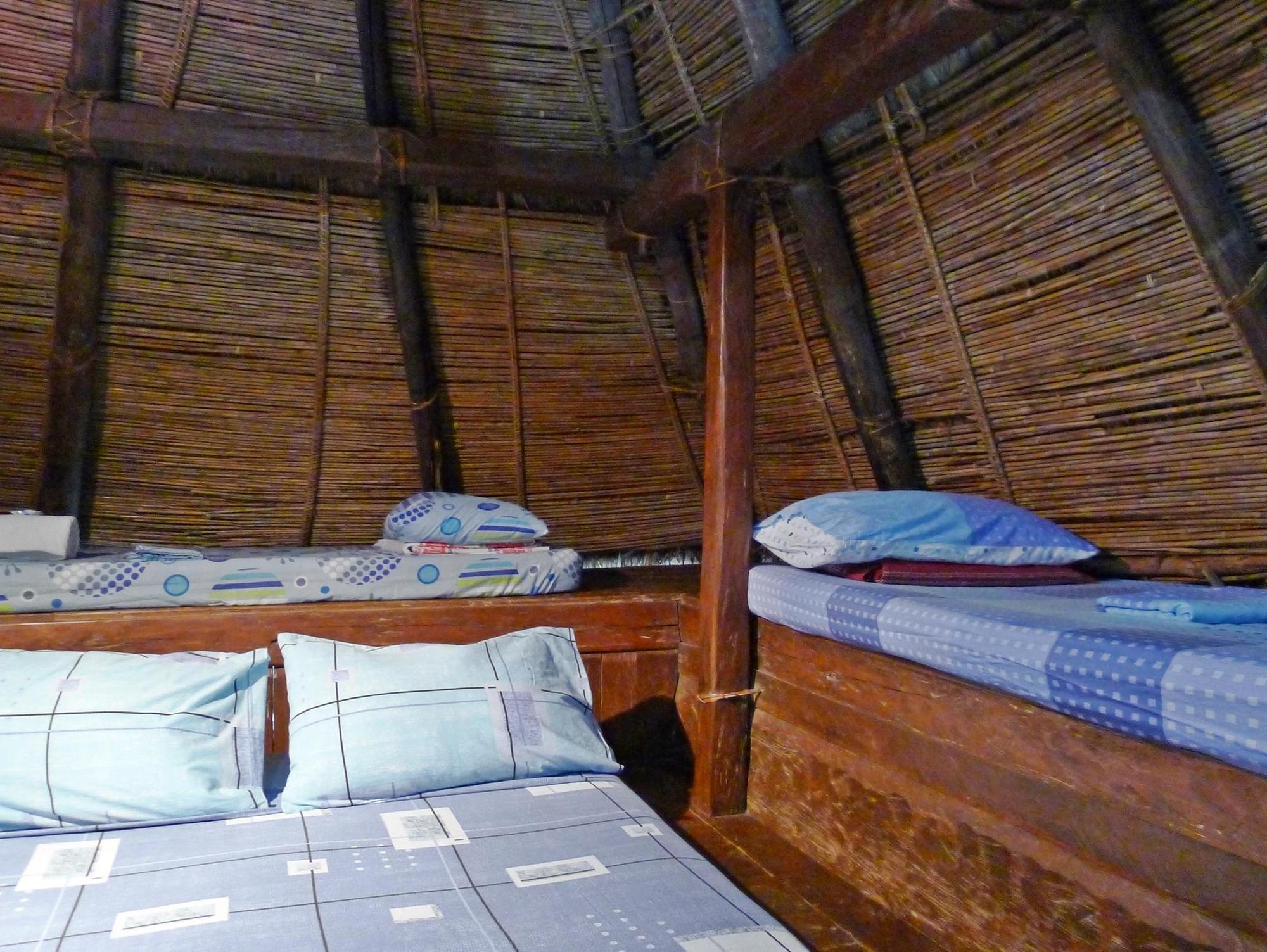 Native Village Inn Банауе Екстериор снимка