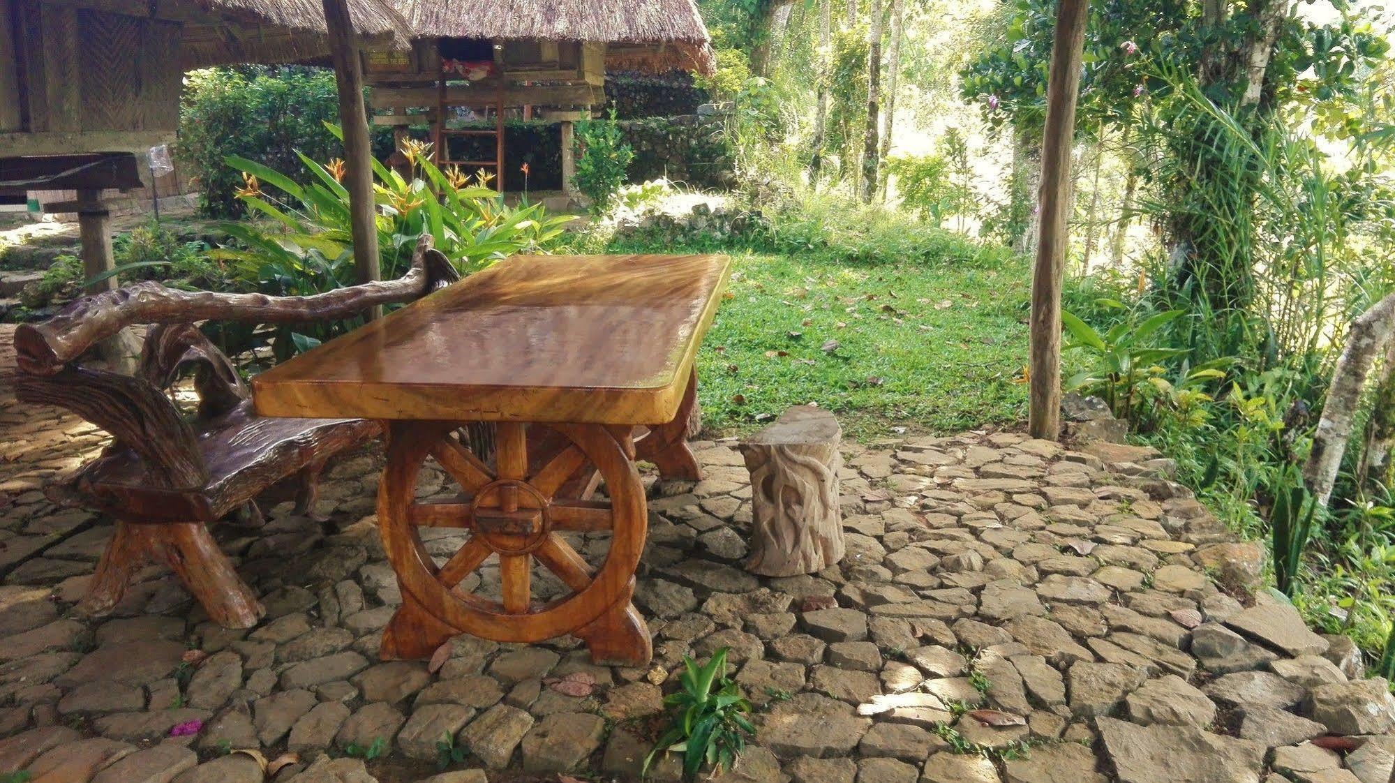 Native Village Inn Банауе Екстериор снимка