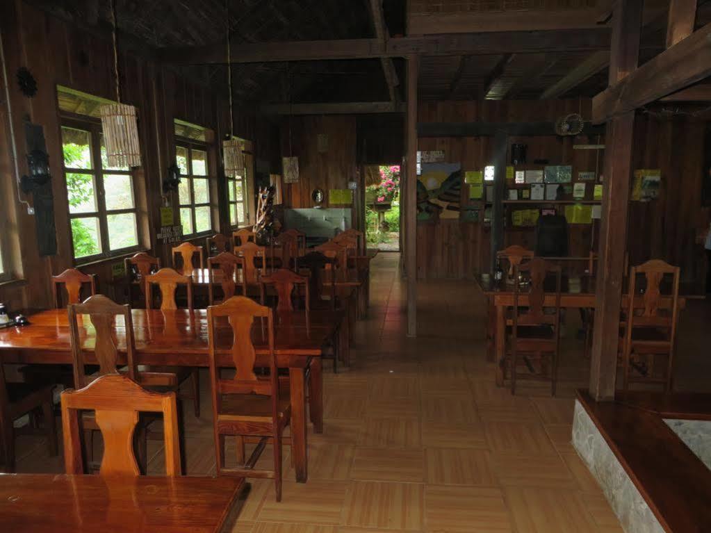 Native Village Inn Банауе Екстериор снимка